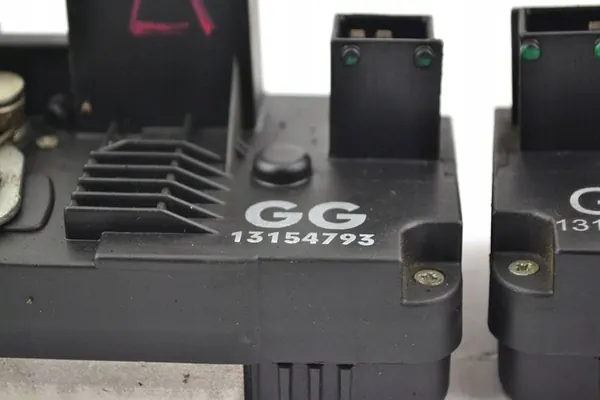 Opel Meriva A Bakdörrlås Höger och Vänster 2 st 13154793 image 3