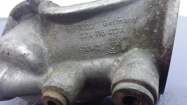 Oljefilterbas OEM 074115417A VW T4 image 4