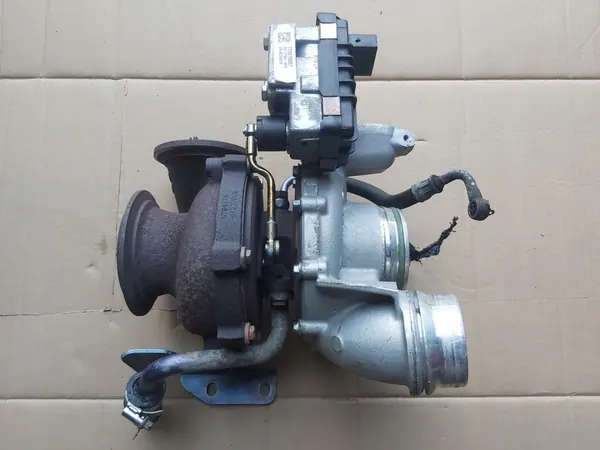 Turbina BMW 3 5 7 E90 E91 E92 E93 F10 F11 F07 F01 F02 X5 X6 3.0d image 3