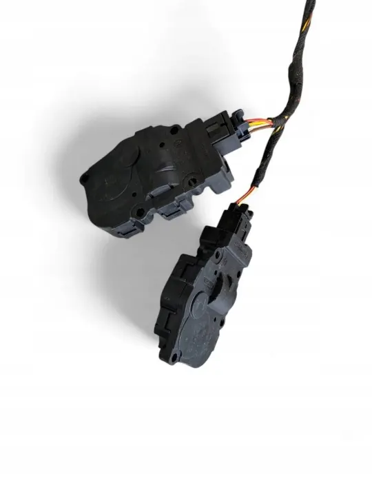 Motor de calefacción Mercedes-Benz OEM ZBAT0059D01 - Usado image 8