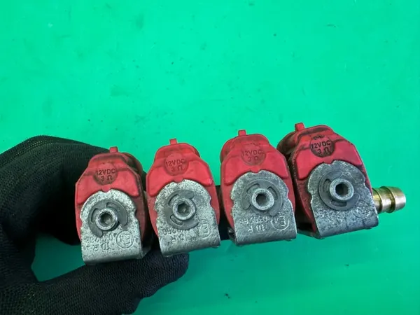 Injecteurs LPG + Rampe Valtek OEM 10R-030268 image 4