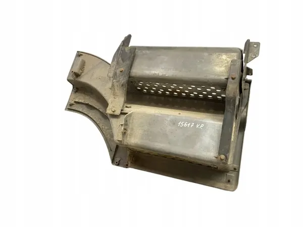 Estribo Mercedes Actros MP3 OEM A 943 666 38 01 image 3
