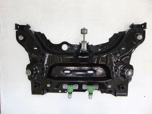 Nissan Townstar Kangoo IV kattotankki kiinnitys OEM image 3