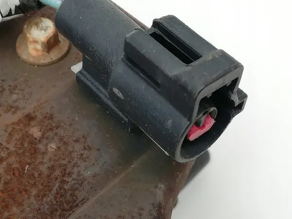 Filtre à charbon OEM 9U5A-9D653-AB avec couvercle image 4
