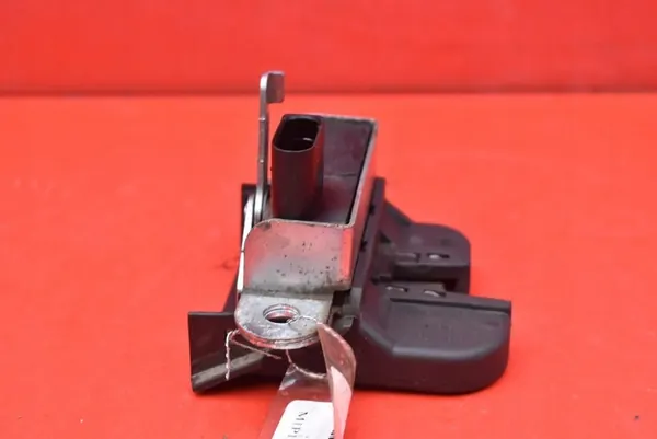 Baklucka Lås VW Golf 5 Kombi 03-09 5M0827505B image 6