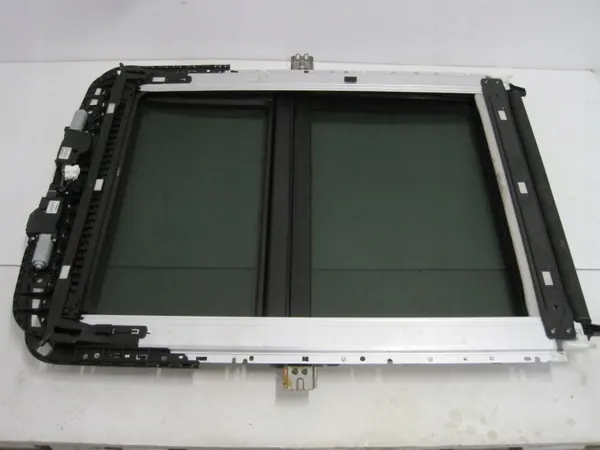 Panoramakatto Nissan X-Trail T32 OEM image 8