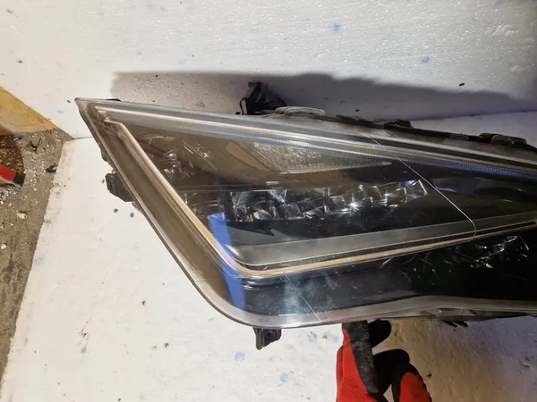 Farol dianteiro direito FULL LED SEAT LEON III image 3
