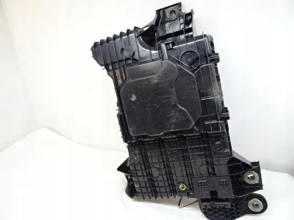 Réservoir AdBlue OEM 9825645580 pour Opel Grandland 1.6 HDI image 9