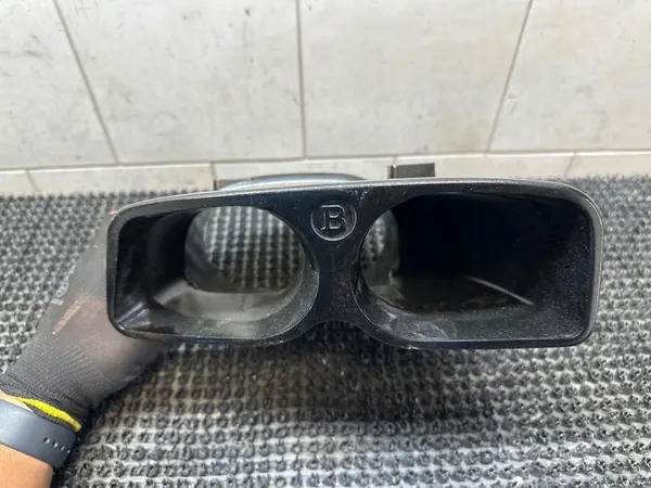 Ponta de escape Mercedes-Benz C AMG W205 SOM7045 image 3