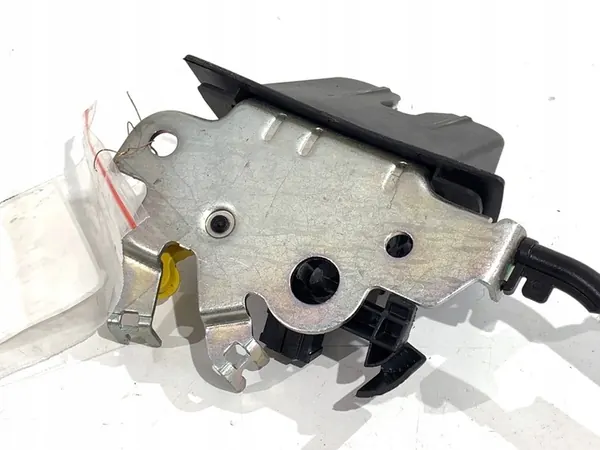 Baklås Audi A4 B9 Avant 4M0827506B image 3