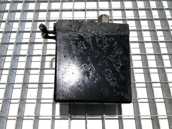 Pompe de levage de cabine VOLVO FH II image 3