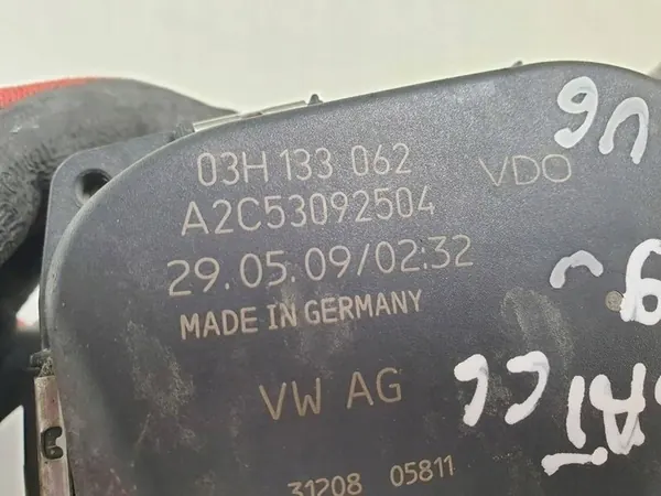 Corpo de borboleta Volkswagen 03H 133 062 C image 2
