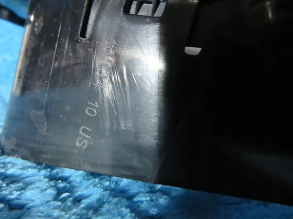 BMW X5 F15 Right Grill OEM 51 71 2 334 708 image 4