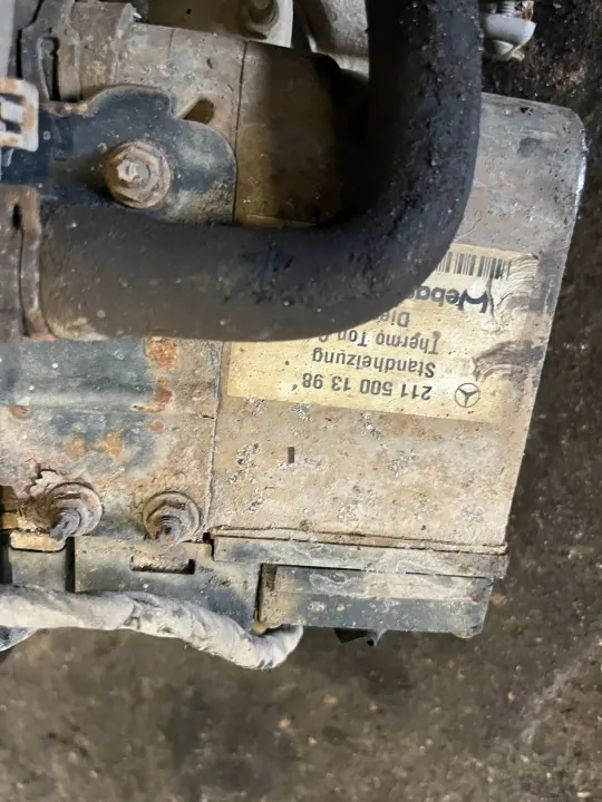 Mercedes E W211 2008 Webasto Värmare OEM 2115001398 image 3