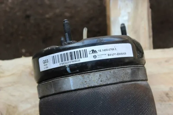 Suspension à air avant Mercedes-Benz GL X164 B4LF1Z005A05 image 5