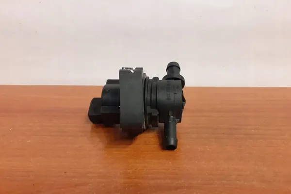 Válvula de vácuo MERCEDES-BENZ S (W221) 3.5L 2007 OEM image 2