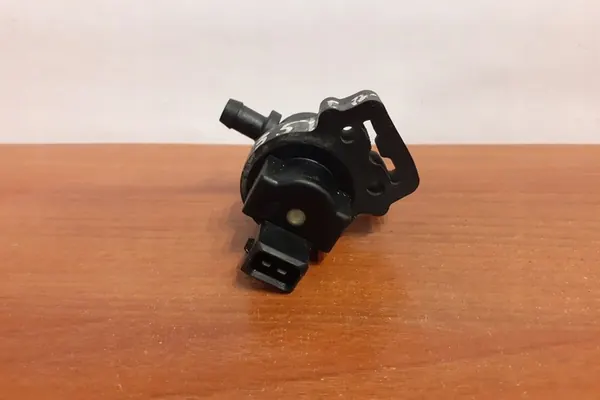 Válvula de vácuo MERCEDES-BENZ S (W221) 3.5L 2007 OEM image 8