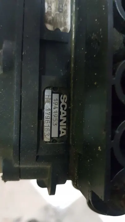 Sécheur d'air Scania OEM 1941953 - État utilisé image 3