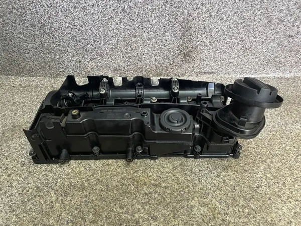 Tampa de válvula sensor de óleo BMW F11 2.0 D N47 F10 OEM image 2