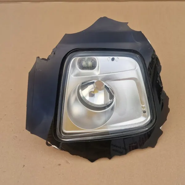 Volvo FH4 FH5 Linker Dak Halogeenlamp OEM 82157780 image 3