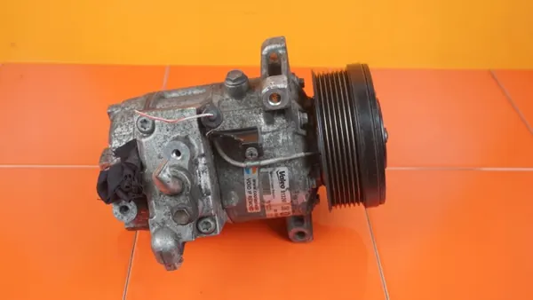 Compresseur climatisation F9Q266 pour Suzuki Grand Vitara image 3