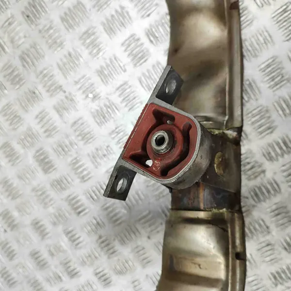 Abrazadera de escape Audi OE OEM 80A253350CD - Usado image 5