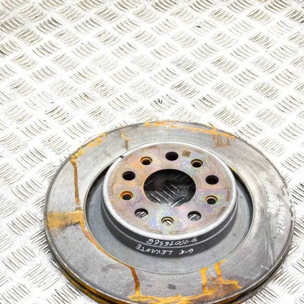 Disco de Freio Traseiro Esquerdo Maserati Levante SUV (M161) 670105705 image 2