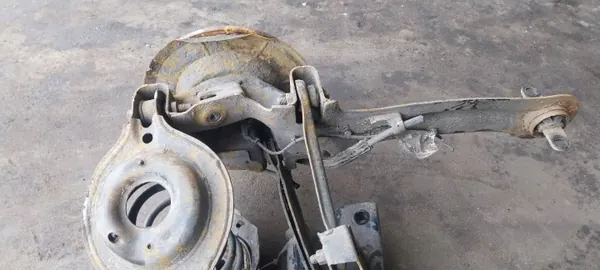 Suspensión de viga trasera FORD OEM para C-MAX MK2 image 4