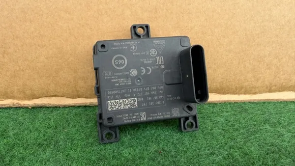OEM 5WA907561 KA20/JR85 Radar ACC Distronic Sensor image 2