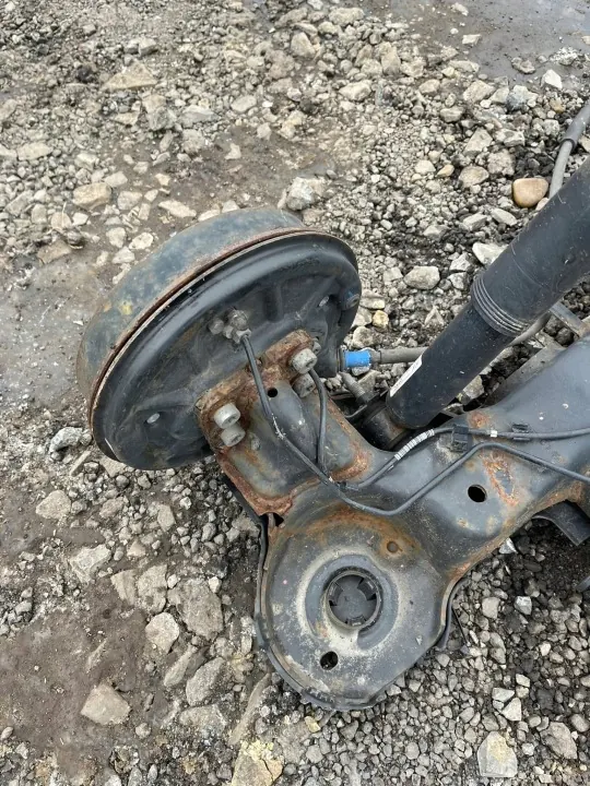 OS TYLNA Taka-Akselipalkki OEM Peugeot 208 I image 6