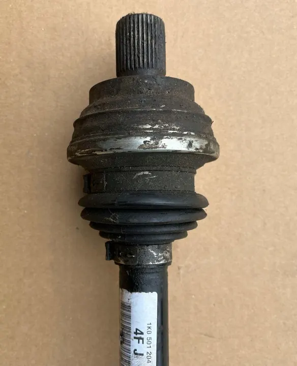 Audi TTRS 8J 2010-2014 Höger Bakaxel 1K0501204F image 3