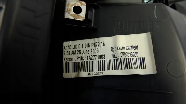 Compartiment supérieur console NISSAN NOTE E11 OEM image 5