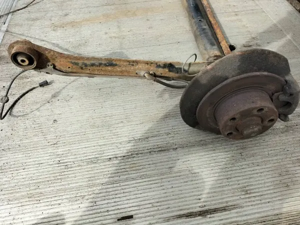 BELKA Viga Suspensão Traseira com Discos ABS Audi A6 image 3