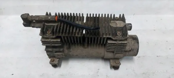 Bomba do compressor OEM 001 - Peça Mercedes-Benz usada image 2