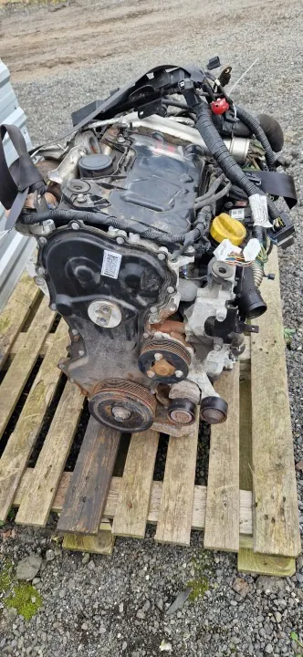Motor Nissan Qashqai J10 2.0 DCI OEM M9R Z 856 image 3