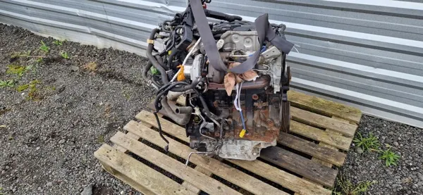 Motor Nissan Qashqai J10 2.0 DCI OEM M9R Z 856 image 4