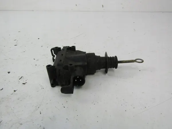 Mercedes C W201 Sluitactuator OEM AK-6-81401 image 3