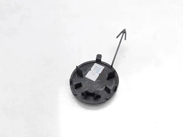 VW Passat CC Copertura / Protezione gancio anteriore 2013 image 5