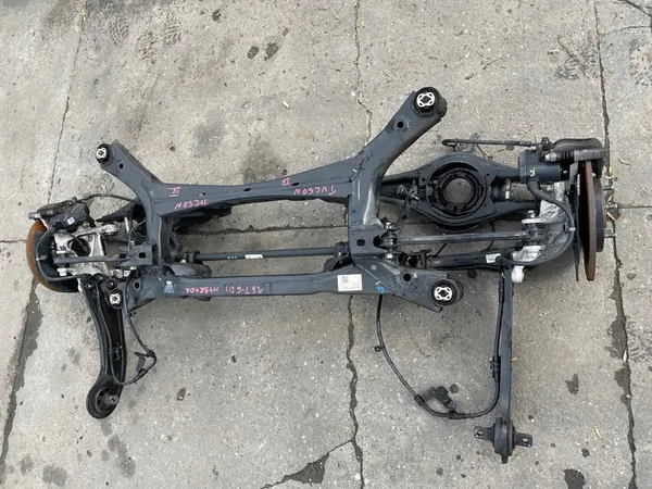 Assemblaggio sospensione posteriore TUCSON IV SPORTAGE V 2WD 55405-N9050 image 10