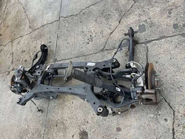 Assemblaggio sospensione posteriore TUCSON IV SPORTAGE V 2WD 55405-N9050 image 2