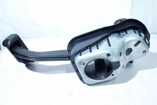 MERCEDES GLE 167 A2139051303 Jarrupoljin image 4