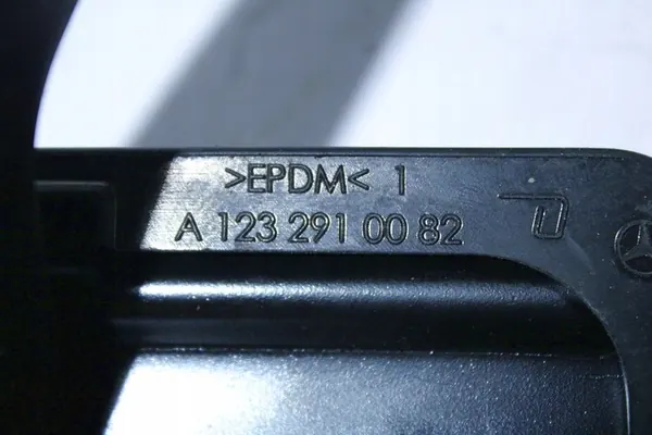 MERCEDES GLE 167 A2139051303 Jarrupoljin image 8