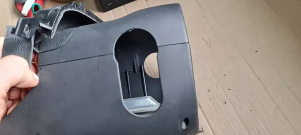 Audi A6 C6 ohjauspylvään kansi OEM TEMPOMATA6C6 image 10