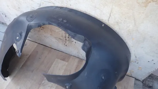 Right Front Wheel Arch VW New Beetle 98-10R image 4