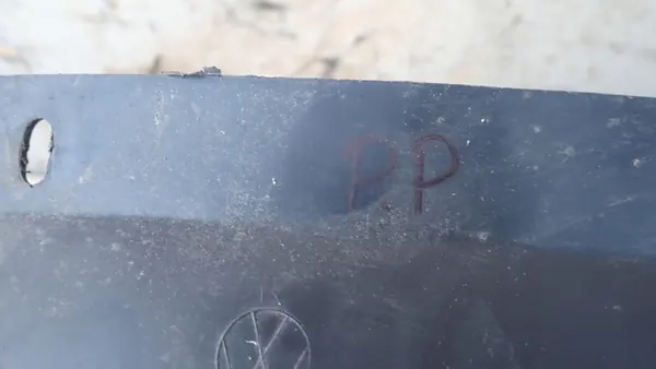 Right Front Wheel Arch VW New Beetle 98-10R image 7