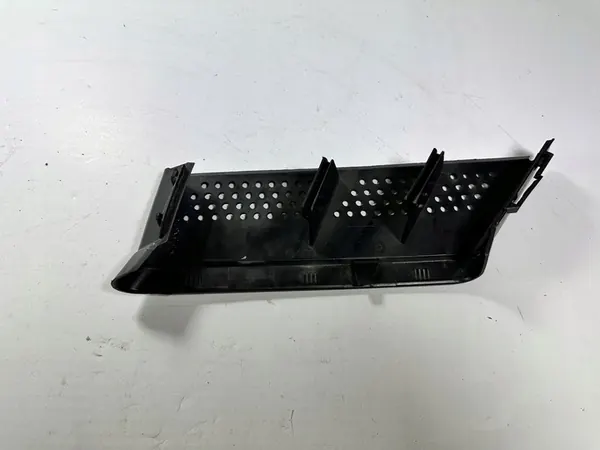 A4 8K Q5 8R Luchtinlaat 8K0129617B image 2