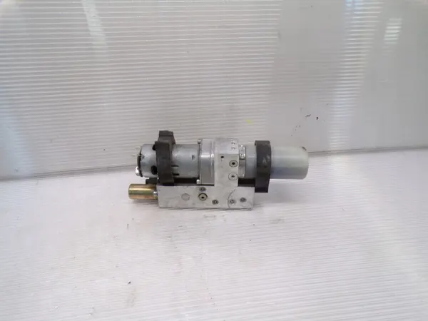 Pompe de toit OEM 1718000030 pour Mercedes SLK R171 image 2