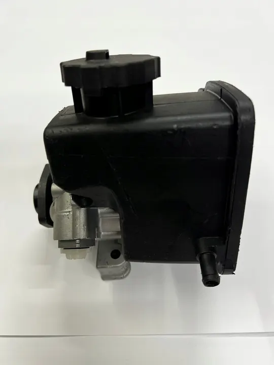 Servostyrningspump Mercedes A0034667201 A0024667601 image 2