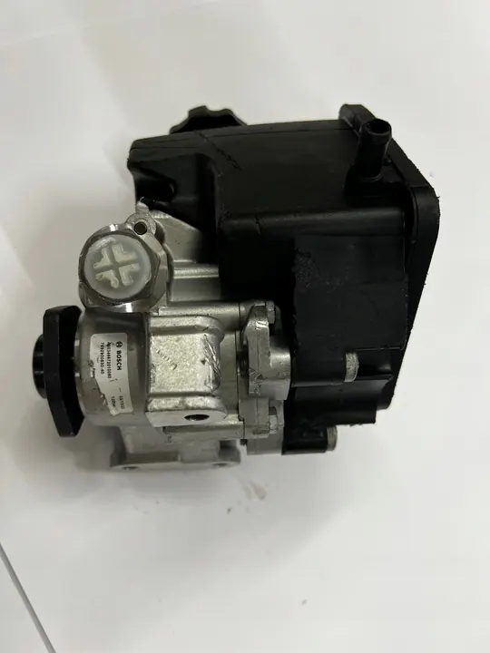 Servostyrningspump Mercedes A0034667201 A0024667601 image 5