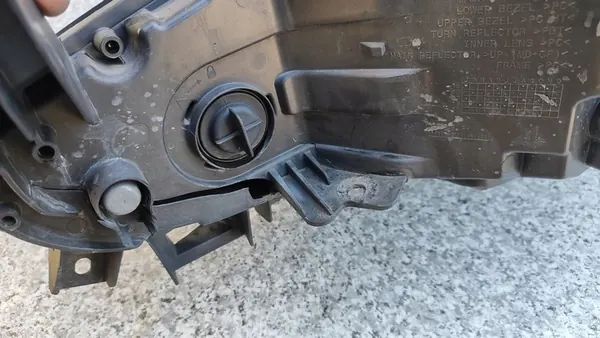 FIAT TIPO 2 II 15-22 Kombi Farol Direito OEM 52113796 image 8